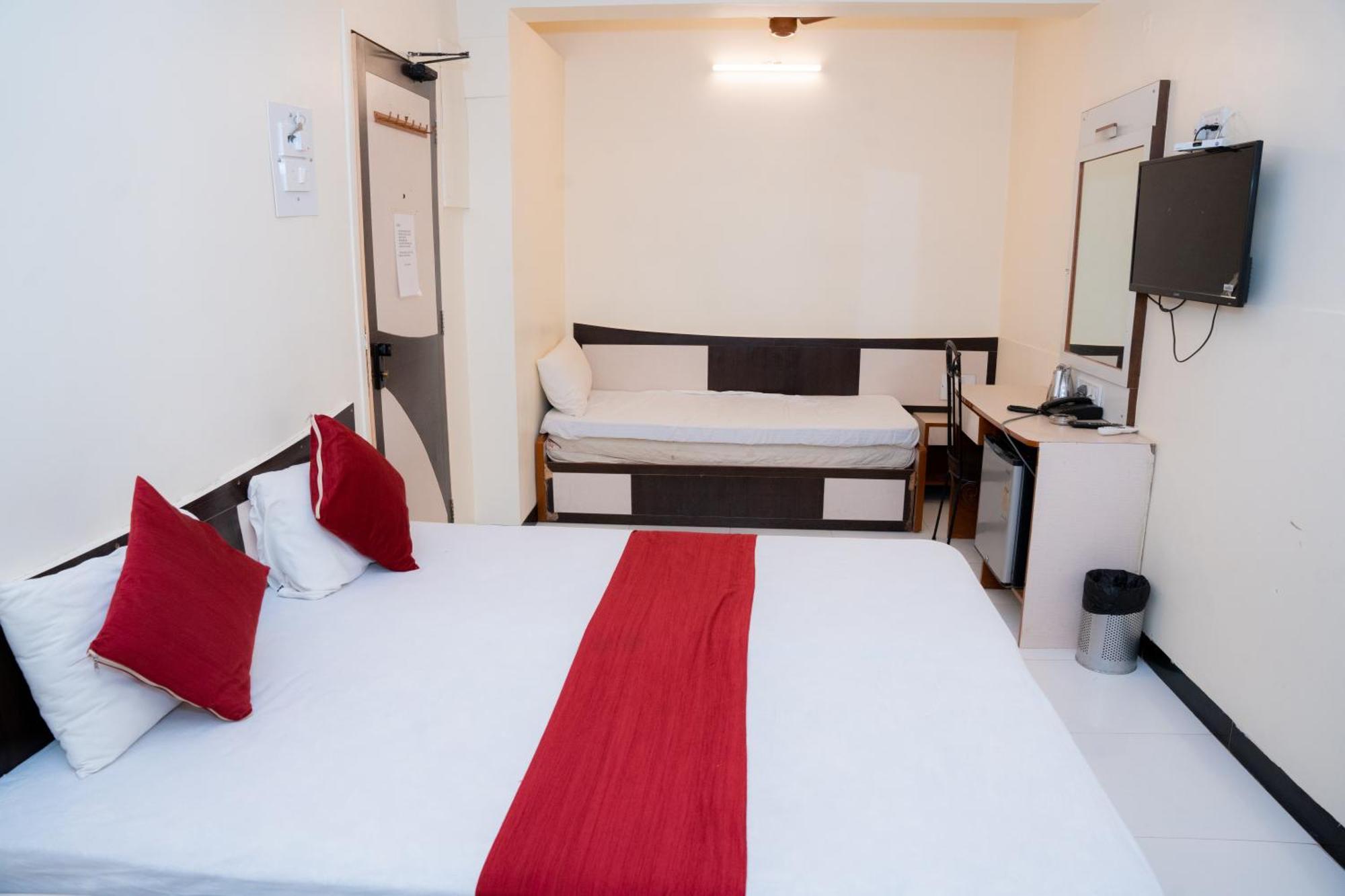 Saigal Guest House Mumbai Luaran gambar